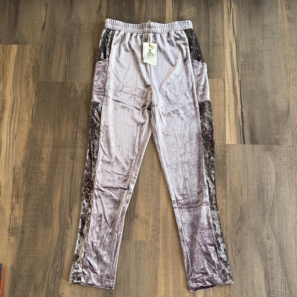 Easel Velour Jogger Pants